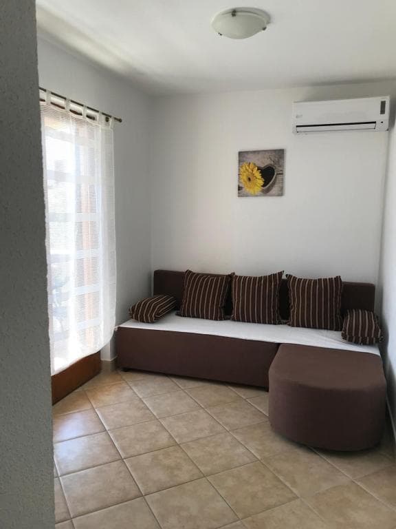Svijetli dnevni boravak apartmana
